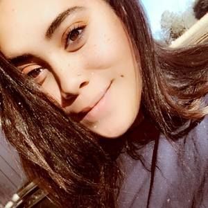 Meet your Posher, Malia